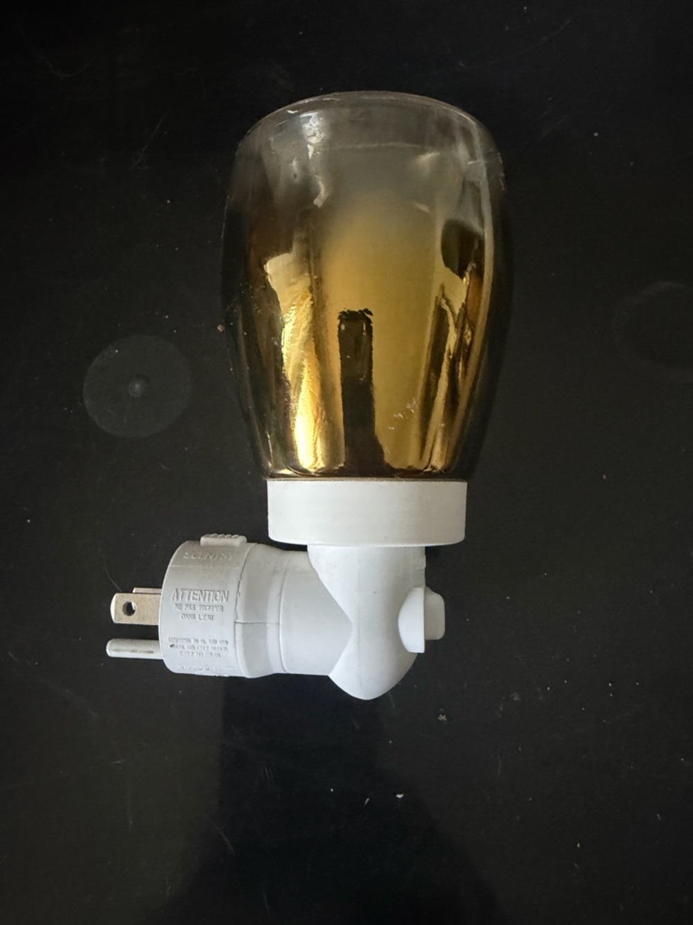 Sentsy Amber Glass Plug-In Night Light